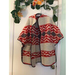 Zara Woman ONE SIZE Black Red Southwestern Aztec Tribal Indian Hooded Women’s Ca